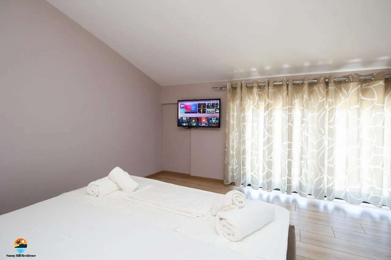 Aparthotel Sunny Hill Residence Radhimë