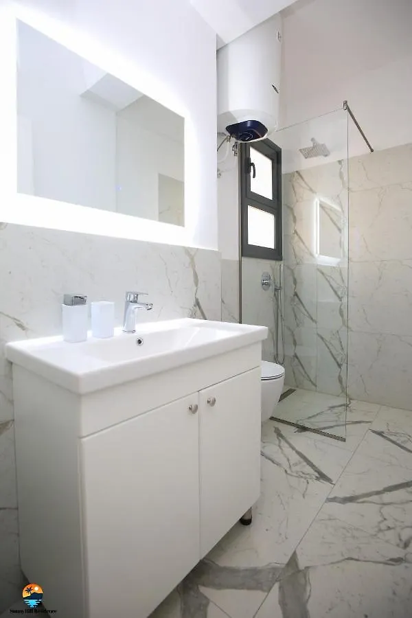 Sunny Hill Residence Radhimë Appart hôtel