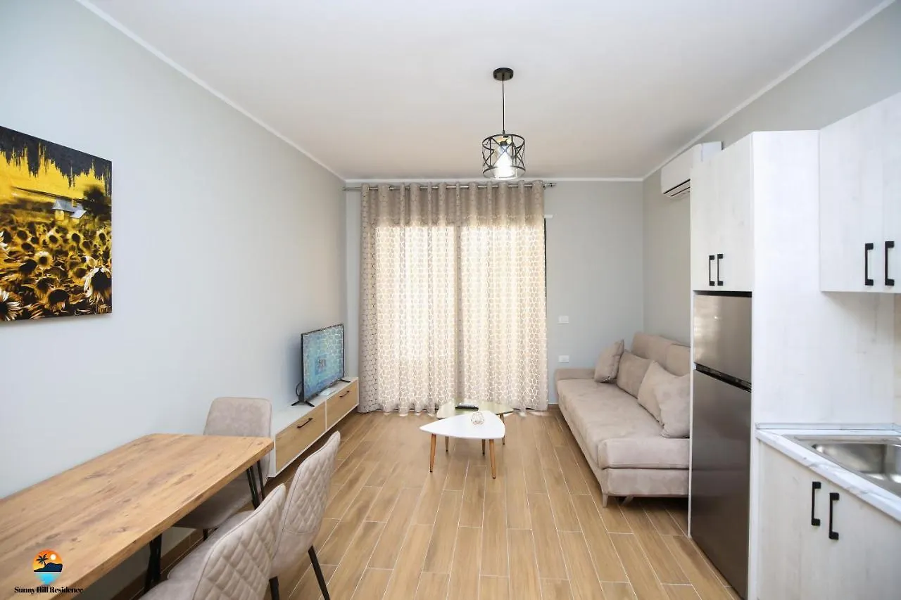 Appart hôtel Sunny Hill Residence Radhimë